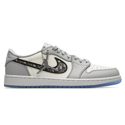 Nike Air Jordan 1 x Dior Low Sneakers